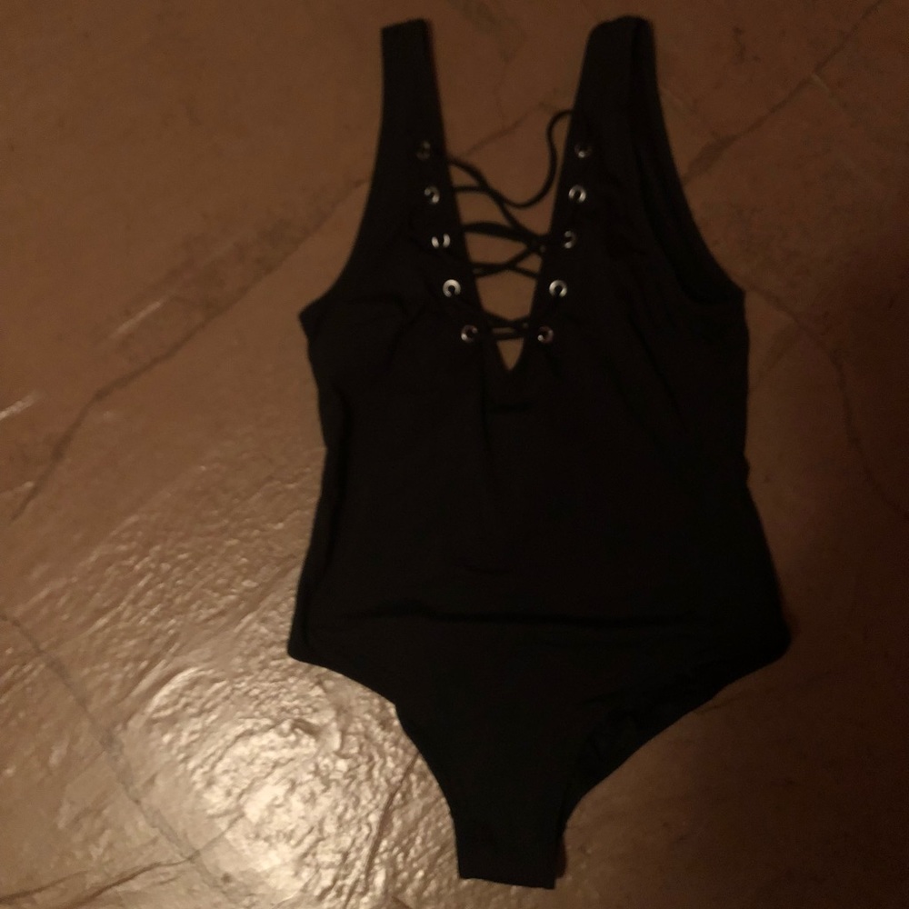 H&M One Piece swimsuit. NWT